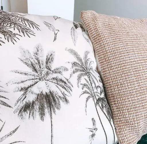 Les Pieds Dans Le Sable, Vue & Balcon