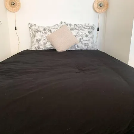 Les Pieds Dans Le Sable, Vue & Balcon