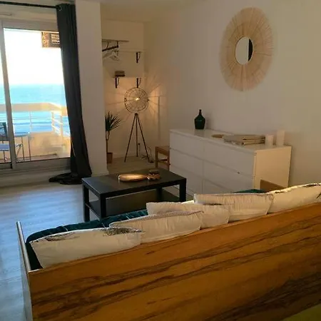 Apartmán Les Pieds Dans Le Sable, Vue & Balcon *