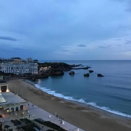 Les Pieds Dans Le Sable, Vue & Balcon *