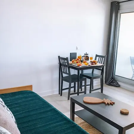 Les Pieds Dans Le Sable, Vue & Balcon 公寓 *